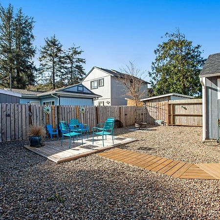 Siletz Bay Getaway Villa Lincoln City Bagian luar foto