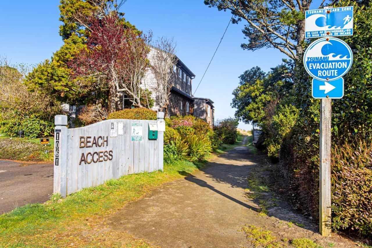 Siletz Bay Getaway Villa Lincoln City Bagian luar foto